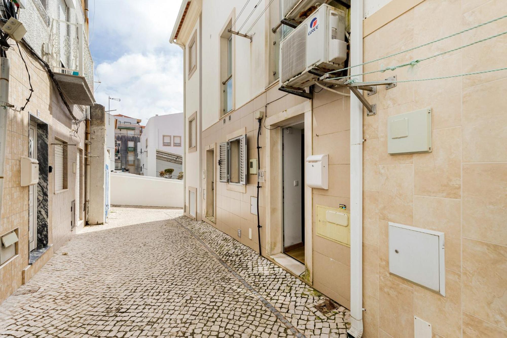 Appartamento Casa Do Elevador Nazaré Esterno foto
